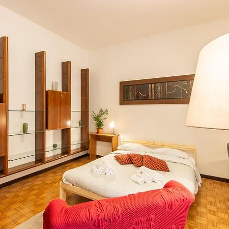 Central Guest House Milano Exteriör bild
