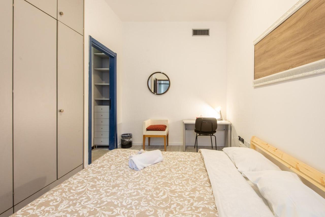 Central Guest House Milano Exteriör bild