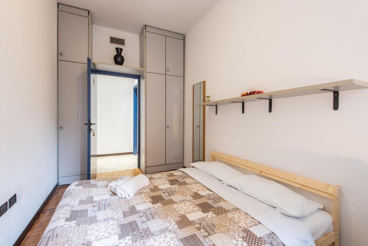 Central Guest House Milano Exteriör bild